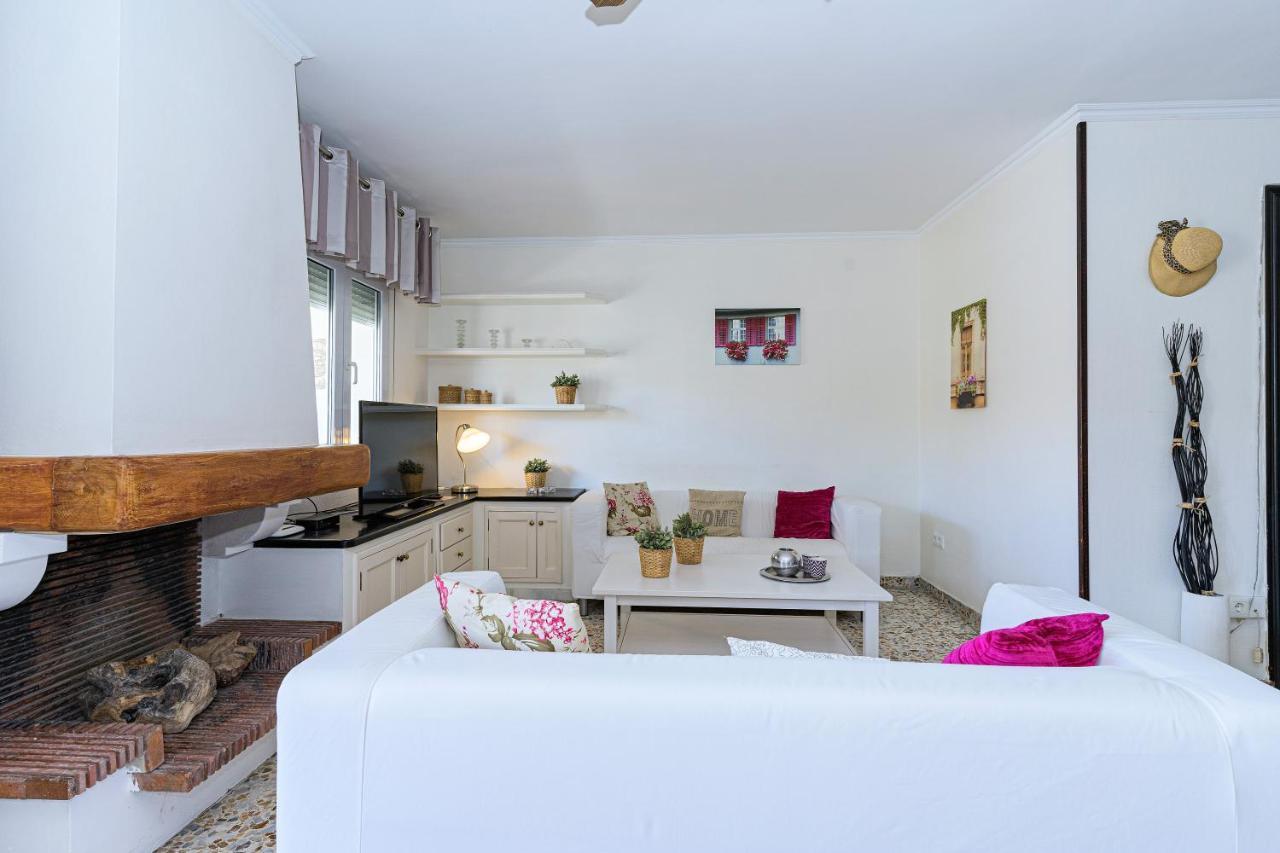 Andaluz Apartments - Algarrobo 네르하 외부 사진