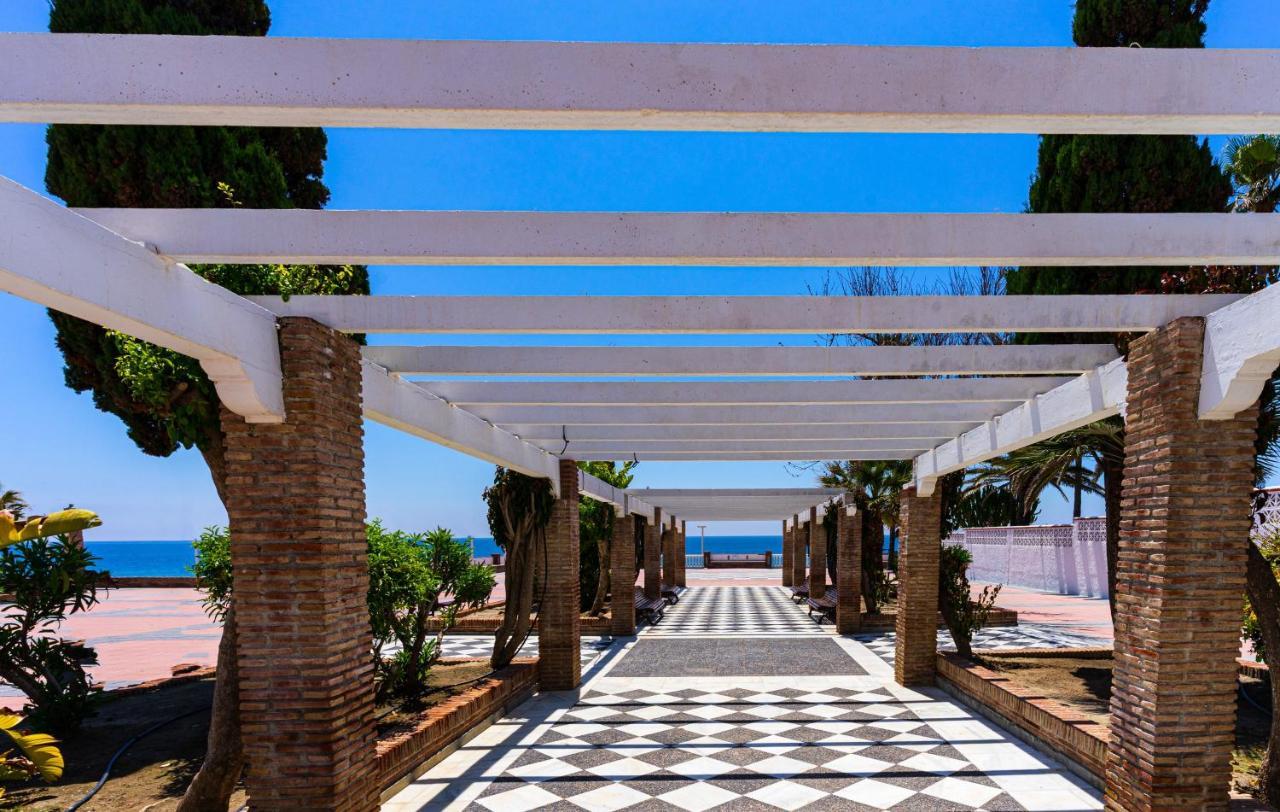 Andaluz Apartments - Algarrobo 네르하 외부 사진