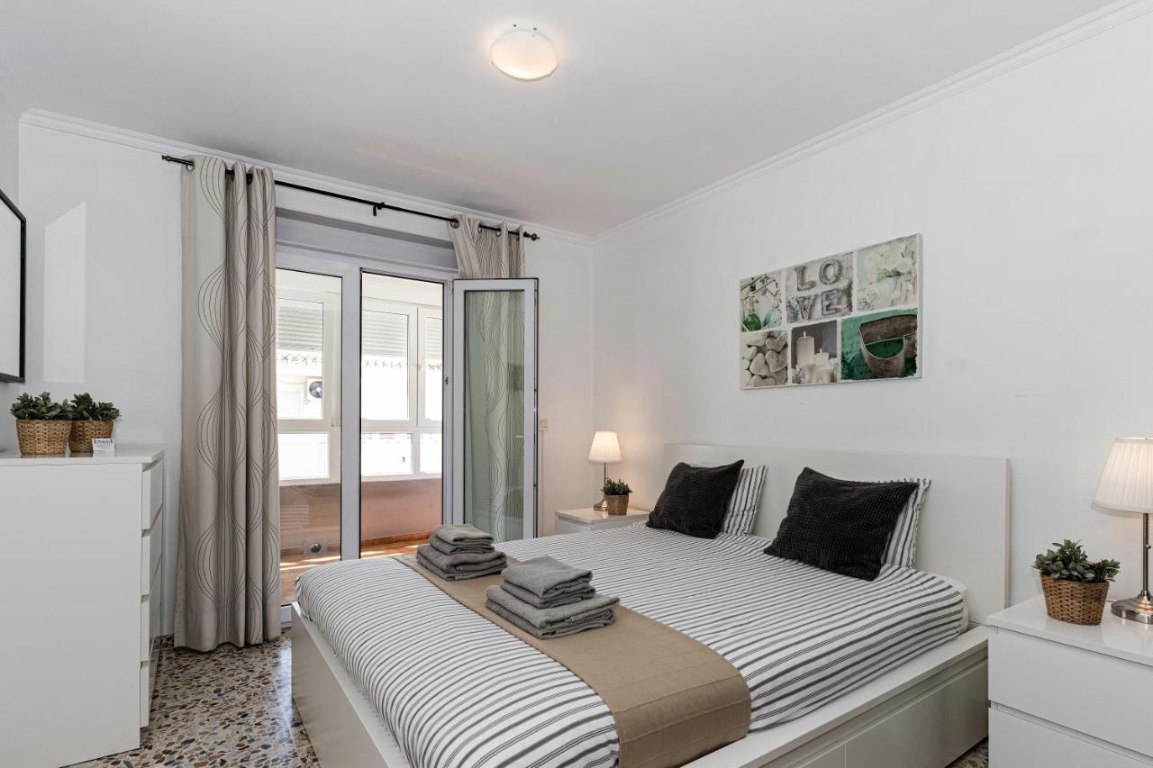Andaluz Apartments - Algarrobo 네르하 외부 사진