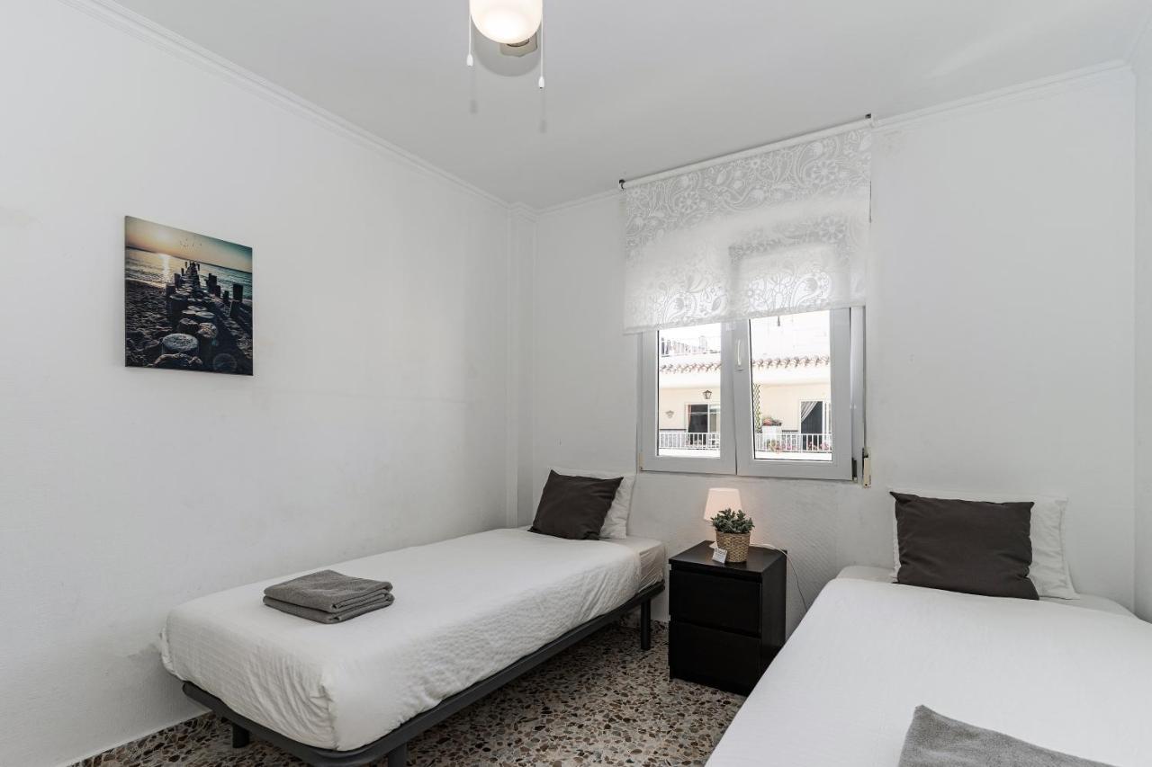 Andaluz Apartments - Algarrobo 네르하 외부 사진