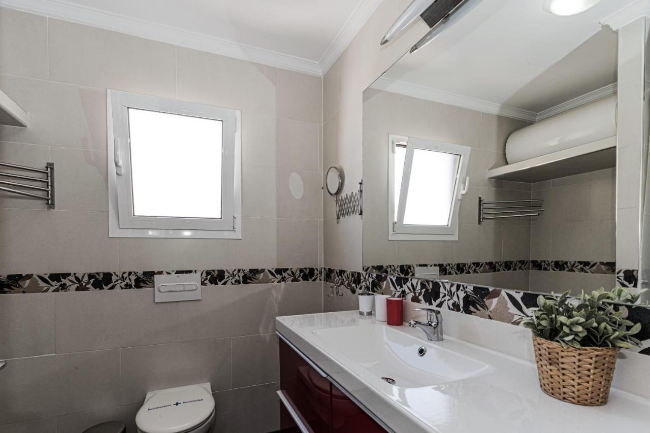 Andaluz Apartments - Algarrobo 네르하 외부 사진
