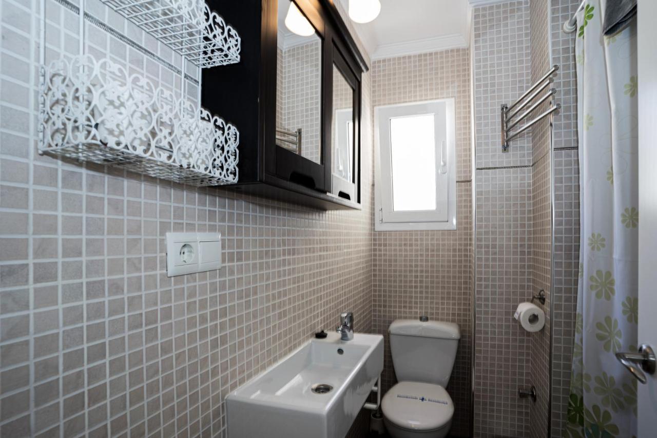 Andaluz Apartments - Algarrobo 네르하 외부 사진
